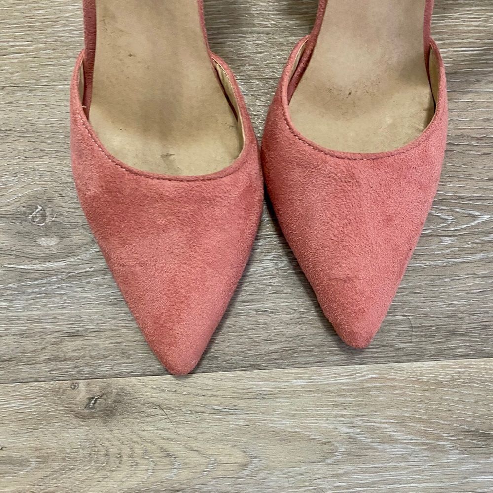 Gently loved size 9 vegan suede heels 👠 - Picture 3 of 6